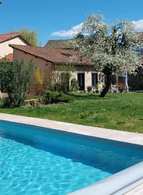 “L'Orangerie du Presbytère” with heated pool. - Image 3