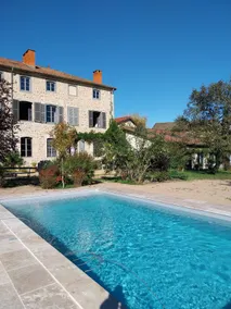 “L'Orangerie du Presbytère” with heated pool. - Image 5