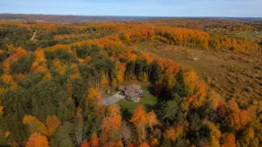 15 Acre Retreat w/ Hot Tub, Views, Games, Privacy - Image 4