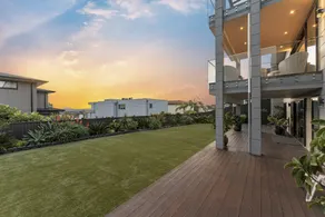 Modern & private guest house in East-Auckland. - Image 3