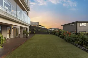 Modern & private guest house in East-Auckland. - Image 4
