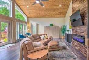 Stunning Mtn Views! Group Getaway in Chimney Rock - Image 5