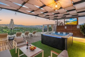 Villa Paris with Rooftop & Jacuzzi - Image 2