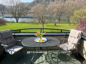 Exclusive accommodation with direct Rhine views - Image 3