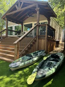 Steps to Lake, Large Hot Tub, #FamilyTIME2Remember - Image 5