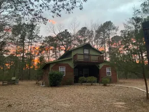 Secluded Family Friendly Lakefront Cabin near I-95 - Image 2