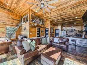 Fall specials/Stunning Views/Luxury/Pet Friendly - Image 5