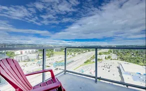 UofC Condo by CTrain/Hospital/Stadium/Banff access - Image 3