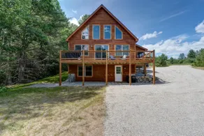 Mtn Chalet w/ Fireplace, Deck, Screen Porch - Image 4