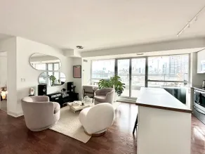 Terrace views of downtown Toronto - Image 2
