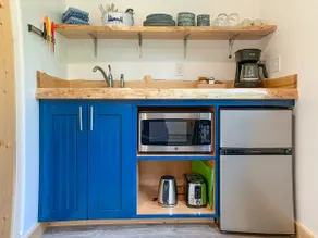 Talkeetna Wilderness Lodge - Luxury King Cabin 9 - Image 5