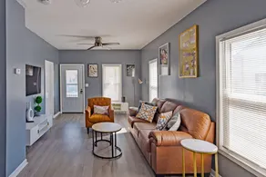 HOUSE WITH FREE PARKING - Image 4