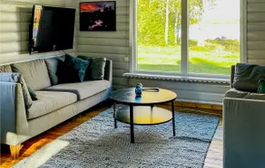 Strandnära hus i Rosvik med kök - Image 2