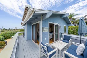 Darling Del Mar Beach Cottage with Ocean Views - Image 3