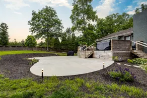 Private Apartment with Hot tub, Garage & Fence - Image 3