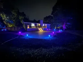 Private Apartment with Hot tub, Garage & Fence - Image 4