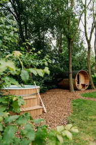 Retro Chic Retreat | Sauna, Hottub & Lakeside Calm - Image 2