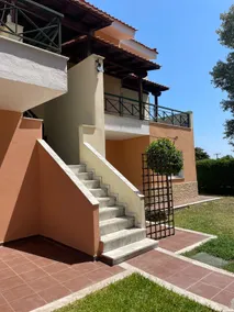 A wonderful open space in a beautiful location. - Image 2
