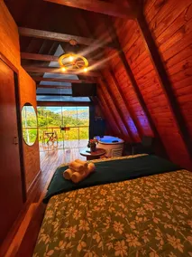 Glass Chalet - Image 5