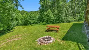 30 Acres of Privacy - Sleeps 15 with Pool Table - Image 5