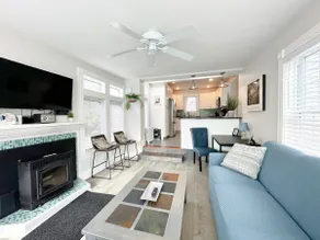 Charming 3-Bedroom Home Near Downtown Portsmouth! - Image 3