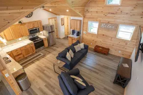 Modern Lake Retreat, Sleeps 8, 5 min to Colgate - Image 2