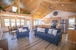 Modern Lake Retreat, Sleeps 8, 5 min to Colgate - Image 4