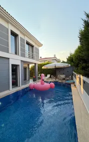 A comfortable villa with pool in Cesme VillaAtasoy - Image 2
