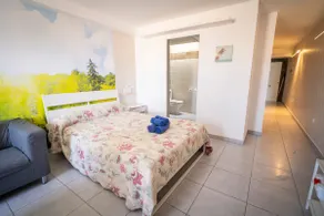 Prieto Vv N-7 Building - Image 3