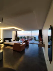 Luxury beachfront villa 10 - Image 4