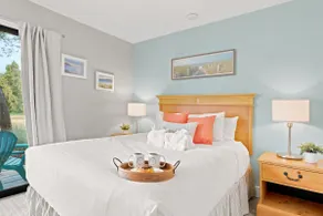 Waterfront condo w/ beach access & patio - Image 3
