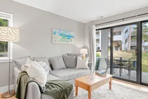 Waterfront condo w/ beach access & patio - Image 5