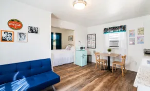 Vintage villa-Country Living Guesthouse - Image 3