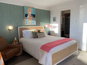 Montauk Poolside Suite, Steps to Beach - Image 3