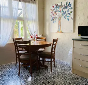 Milkmaids Rest - Image 5