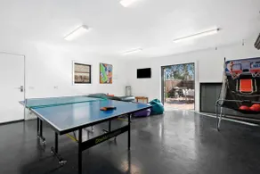 Dundundra Holiday House; Games room, Sleeps 9 - Image 5