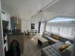 4-season mobile home in Sarzeau - Image 3