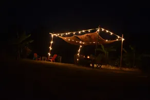 Country cottage with large enclosed private garden - Image 2