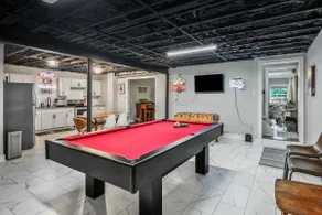 Hot tub & Pool table! 20 minutes to Nashville! - Image 2