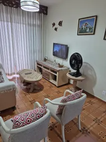 Charming beachfront apartment, with parking - Image 5