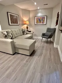 Quiet Vaughan Retreat near Wonderland & Hwy 400 - Image 2