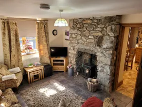 Character riverside long house Mid- Snowdonia - Image 2