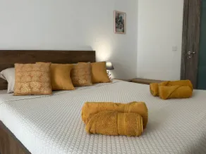 New Airy Clean 7SUN Apt 2min from beach & seaside - Image 3
