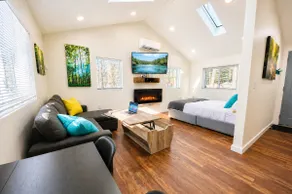 Lakeside Retreat w/Fire Pit & Skylights - Image 4