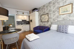 Studio in Chueca-Gran Vía. WIFI, SMART TV. - Image 2