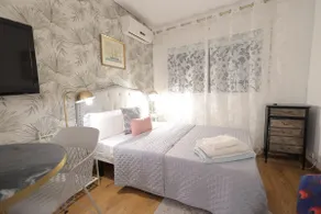 Studio in Chueca-Gran Vía. WIFI, SMART TV. - Image 4