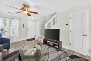 Modern Executive Townhome • Sleeps 6•Pool•FastWiFi - Image 2