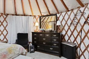 Luxurious Yurt Retreat 2 Mins to Sea-Tac Airport - Image 4