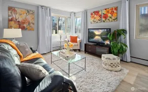 Downtown/Convention Center Condo - Image 2
