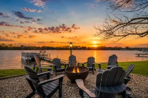 Lakefront Family Fun | HotTub • Game Room • Kayaks - Image 3